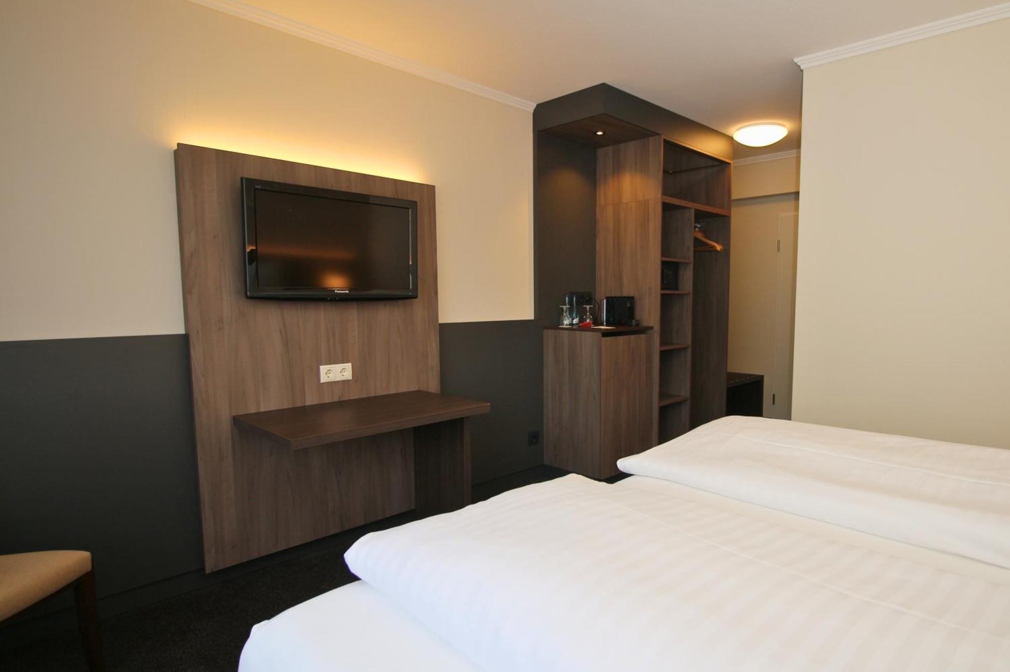 Hotel Graf Balduin Esterwegen Экстерьер фото